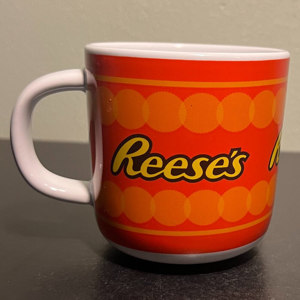 Reeses Peanut Butter Cup Chocolate Candy Ceramic Coffee Cup Mug Hershey Orange